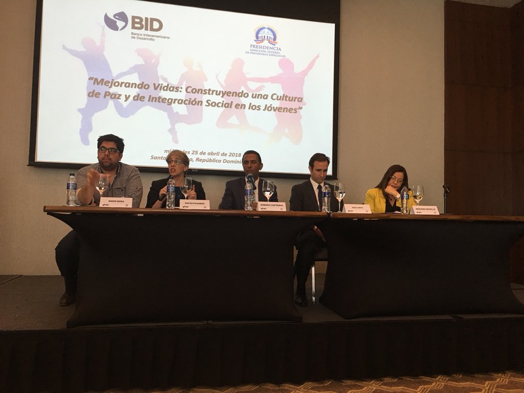 DomingoCG1's tweet photo. Los jóvenes algunas veces se cansan de buscar oportunidades en el mercado laboral entonces crean las suyas mediante emprendimientos  #Moderando #MejorandoVidas #InserciónLaboral https://t.co/HWI8aATgy4