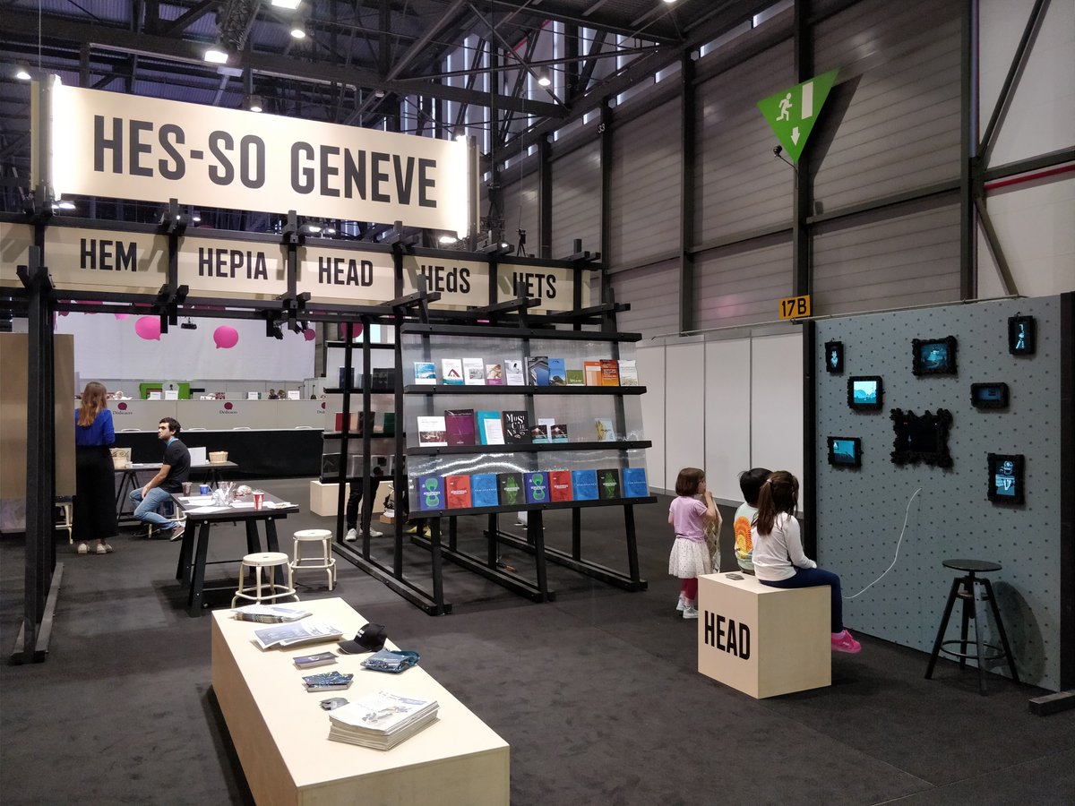 GameDarklight's tweet photo. DarkLight at Salon du livre Genève ⭐️ Thanks all for coming, we will be there till Sunday so don't miss your chance to play our game!
#DarkLightGame #indiedev #indiegame #gamedev #pixelgame #mediadesign #salondulivregeneve #installation #hesso #headgeneve #geneva #switzerland https://t.co/JoQTbBSiNw