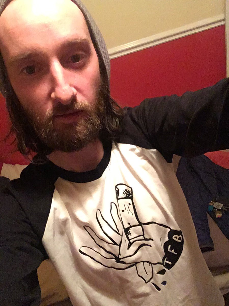 jdharries's tweet photo. @TheFrontBottoms love my new shirt 🎸🥁 https://t.co/ZcmYgii8ga