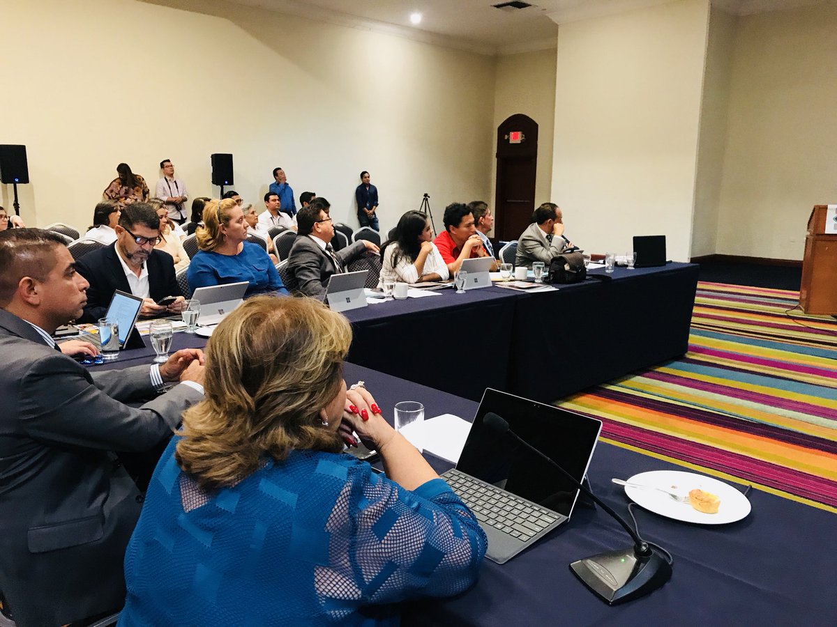 arenailopango's tweet photo. En desarrollo - Adán Perdomo alcalde electo por Ilopango en Traspaso de Autoridades Metropolitanas 2018-2021 del @COAMSS_OPAMSS https://t.co/BbnzB9wDoi