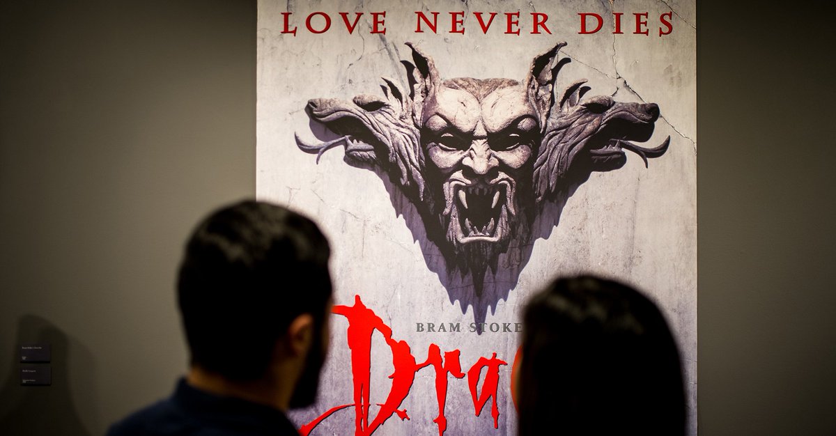 Margo continues to break boundaries as the first female designer to have an exhibit featured at the <a href="/Tamuc/">田村菜央</a> gallery! The #chasingthebrightlight exhibit closes May 2nd! Get the rest of the story from @brandpackaging here: bit.ly/2r08mLE #sheroes #womenindesign #margochase