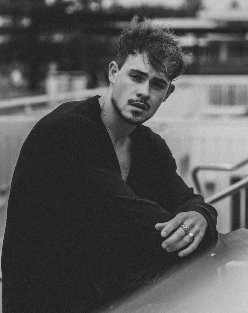 SMXKESCREEN's tweet image. ` 𝖆𝖇𝖊𝖑 𝖎𝖛𝖊𝖘𝖙𝖊𝖗
         ` 𝖙𝖜𝖊𝖓𝖙𝖞 𝖙𝖜𝖔
         ` 𝖋𝖗𝖆𝖙 𝖇𝖔𝖞. 𝖆𝖙𝖍𝖑𝖊𝖙𝖊. 𝖘𝖜𝖎𝖙𝖈𝖍.
         ` 𝖗𝖙 𝖆𝖓𝖉 𝖋𝖆𝖛 𝖜𝖊𝖑𝖈𝖔𝖒𝖊 !