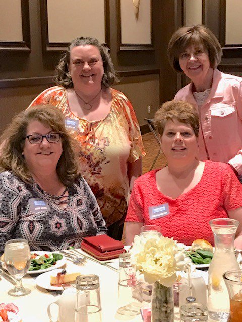 A very special happy #administrativeprofessionalday  to this group of ladies! They keep things moving around here and we don't know what we would do without them! 

@bapfeiffer, @DebbieDBQ, Cheryl and Michelle celebrated by attending the @dubuquechamber luncheon today.