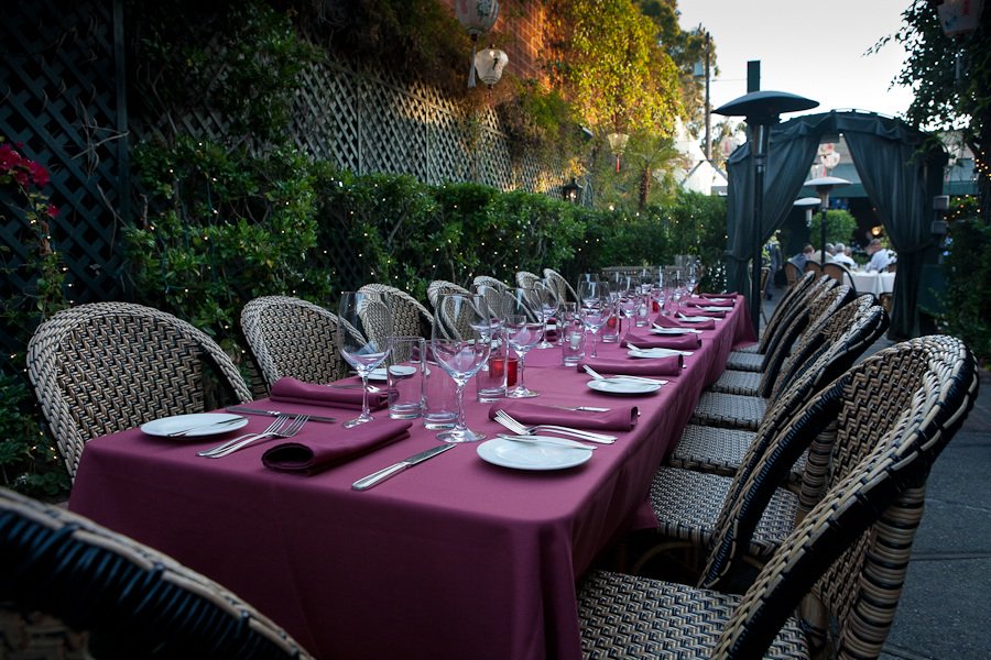The Buffalo Club offers one of the most beautiful private patios on the Westside. With a seated capacity of 40 and standing room for 100, our Private Courtyard is perfect for hosting anything from engagement parties to corporate dinners.#privatecourtyard #buffaloclub #santamonica