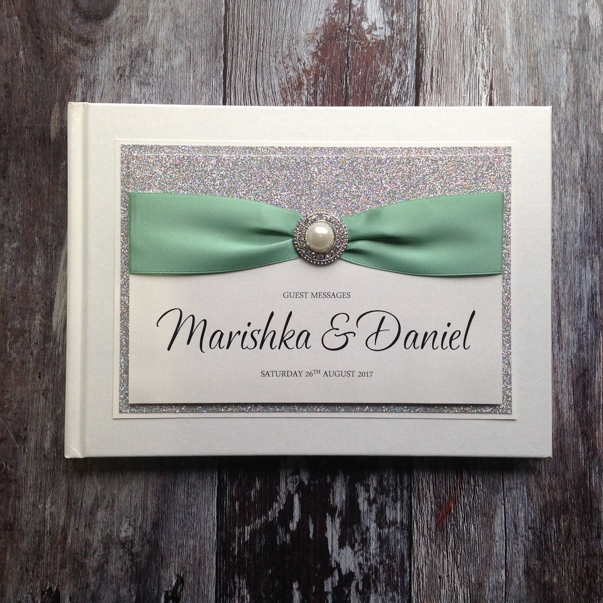 Bespoke, made to order guestbooks 💚 #weddinghour