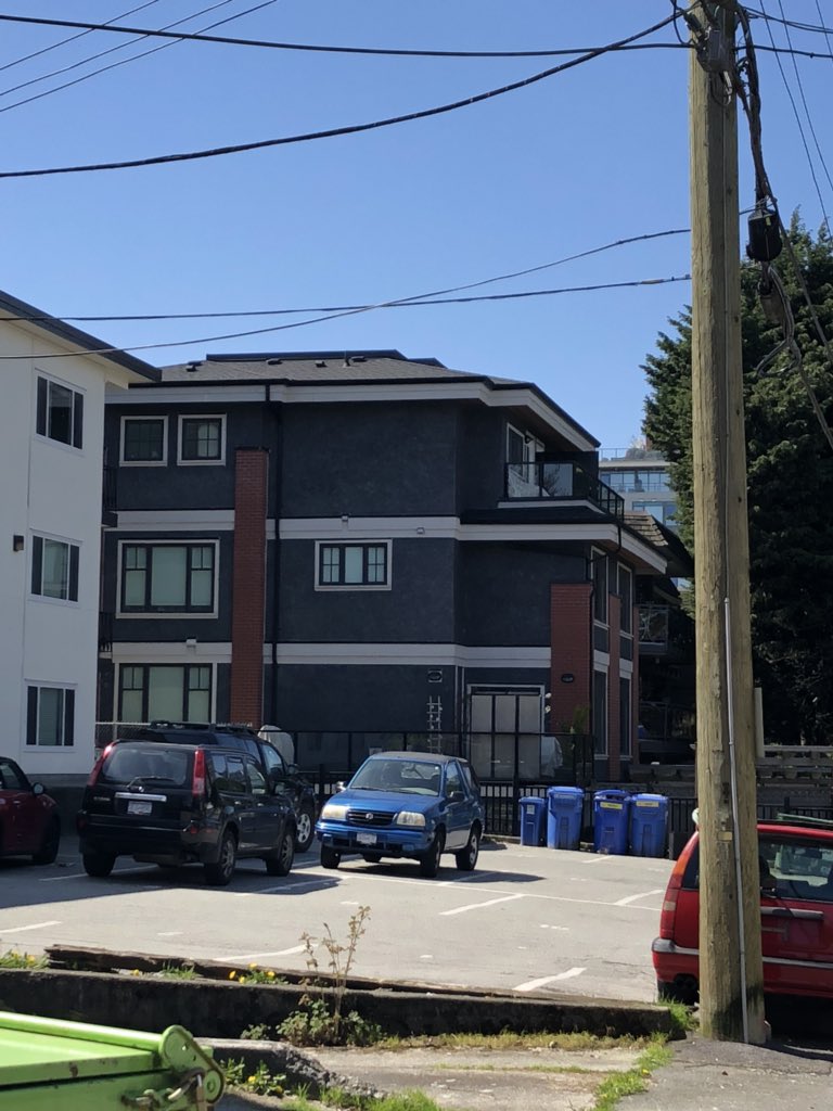 Lanefab's tweet photo. Mt Pleasant ~5 plex. 50’ Lot.
#NoAssemblyRequired
#SLIMBY https://t.co/wSGtqcex8k