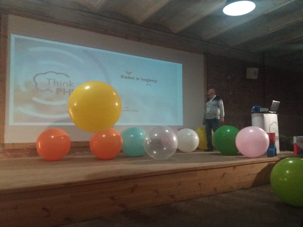 thinkphpcomua's tweet image. Хайпанем немножечко? 👌

#nixsolutions #ThinkPHP #KharkivPHPConference