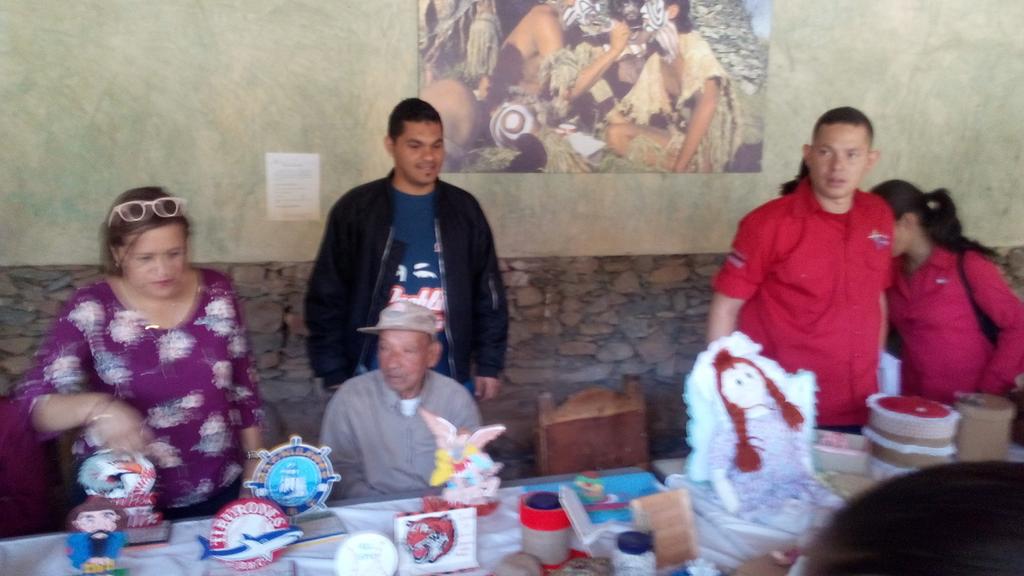 INASS_BOCON's tweet photo. LA GOBERNACION DEL ESTADO TRUJILLO PRESENTE @magallyvina EN LAS EXPOSICIONES EN TALLA Y MADERA DE NUESTROS ARBOLES DEL SABER @salainass ABUEL@S TALENTOSOS @CarlosInass https://t.co/sAmxi9TD2G