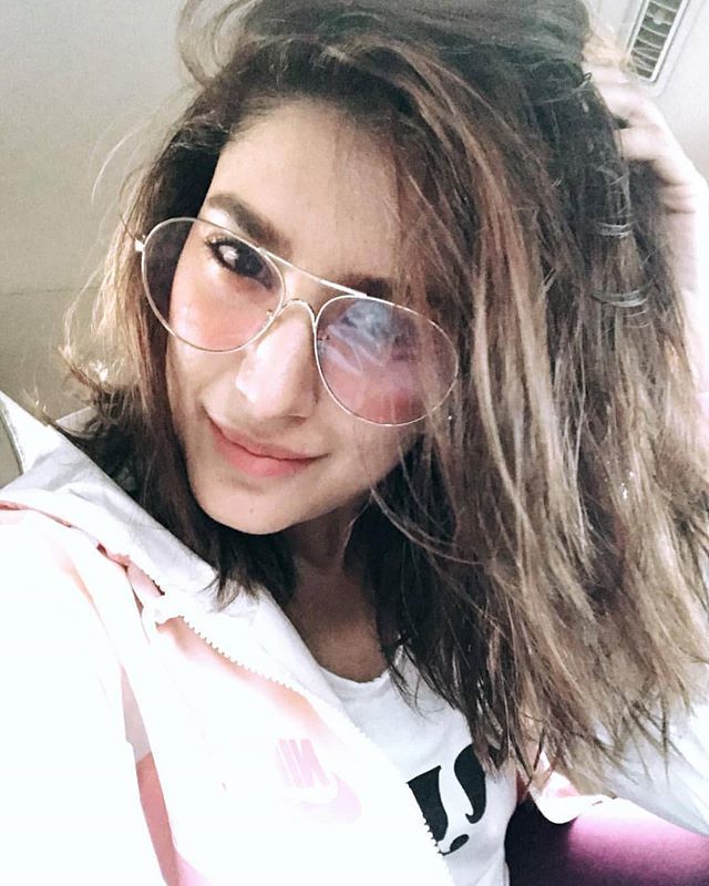 MehwishHSource's tweet photo. @MehwishHayat #MissMev #Elegant #Billi dear dairy , - when life is shit, turn to music ππΆ #MH #Mehwishhayat π
#MehwishHSource https://t.co/NZkPGZmaCb