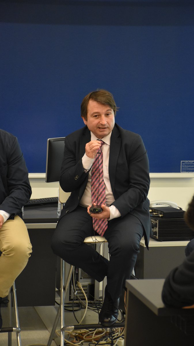LigadeBolsa's tweet photo. Os compartimos más fotos de la Conferencia "Gestionando nuestro dinero" @PompeuInvClub @joanld973 en el #CampusCiutadella en @UPFBarcelona @lizan_One2Quant @jcarostock @gpmbroker y @Kai_Torrella #Gesinter https://t.co/Ok7G2JdkaK
