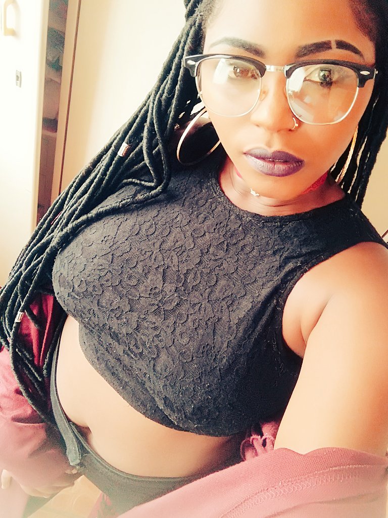 Bucy_goodness's tweet photo. #PleaseRateMyPic https://t.co/SWLT1QtIVO