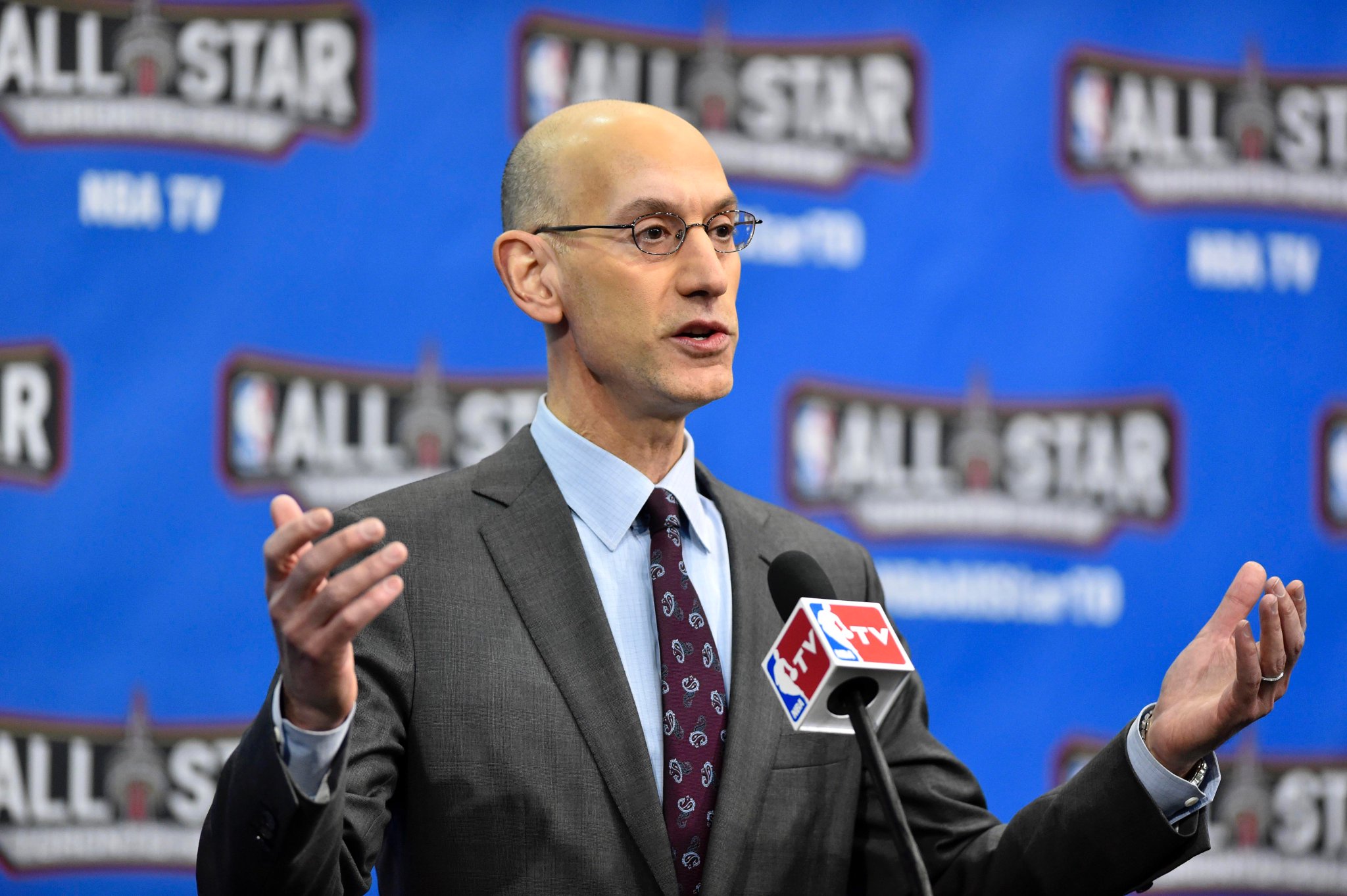 Happy 56th birthday to Commissioner Adam Silver! 