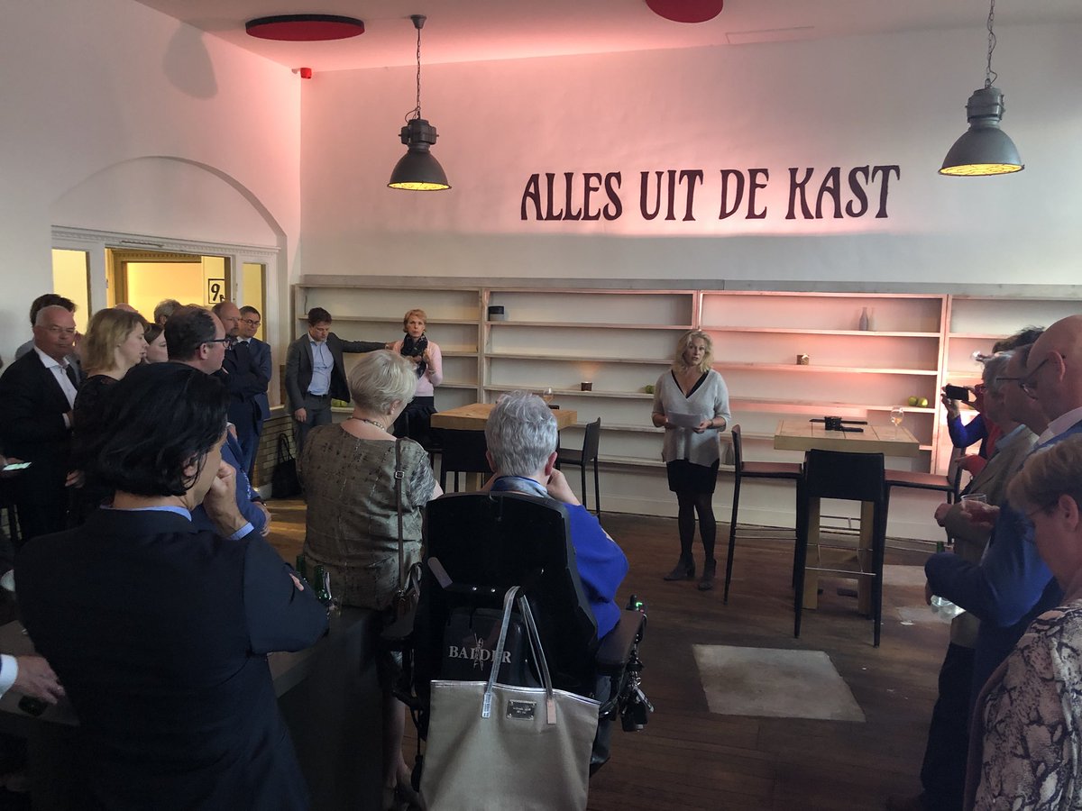 Namens <a href="/VNGemeenten/">VNG</a> bedankt <a href="/AliRabarison/">Ali Rabarison</a> leden van de VNG-commissies in het sociaal domein. De afgelopen jaren is alles uit de kast gehaald om de decentralisaties goed te doen! #muntgebouw