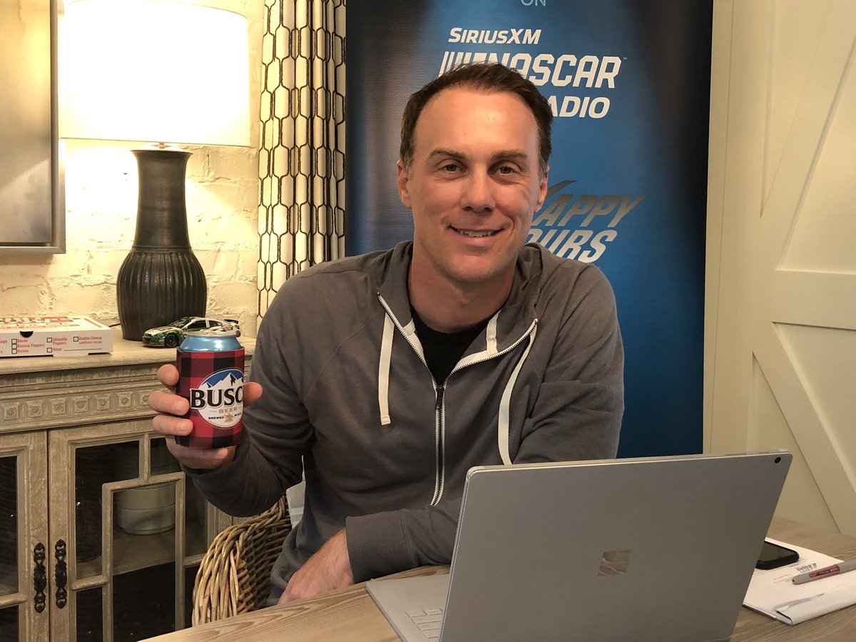 KevinHarvick's tweet photo. @BuschBeer Don’t worry, @BuschBeer Guy, I’m way ahead of you, my beer was sporting a checkered flag for last night’s show. #FlannelOff https://t.co/NKhPxepDCv