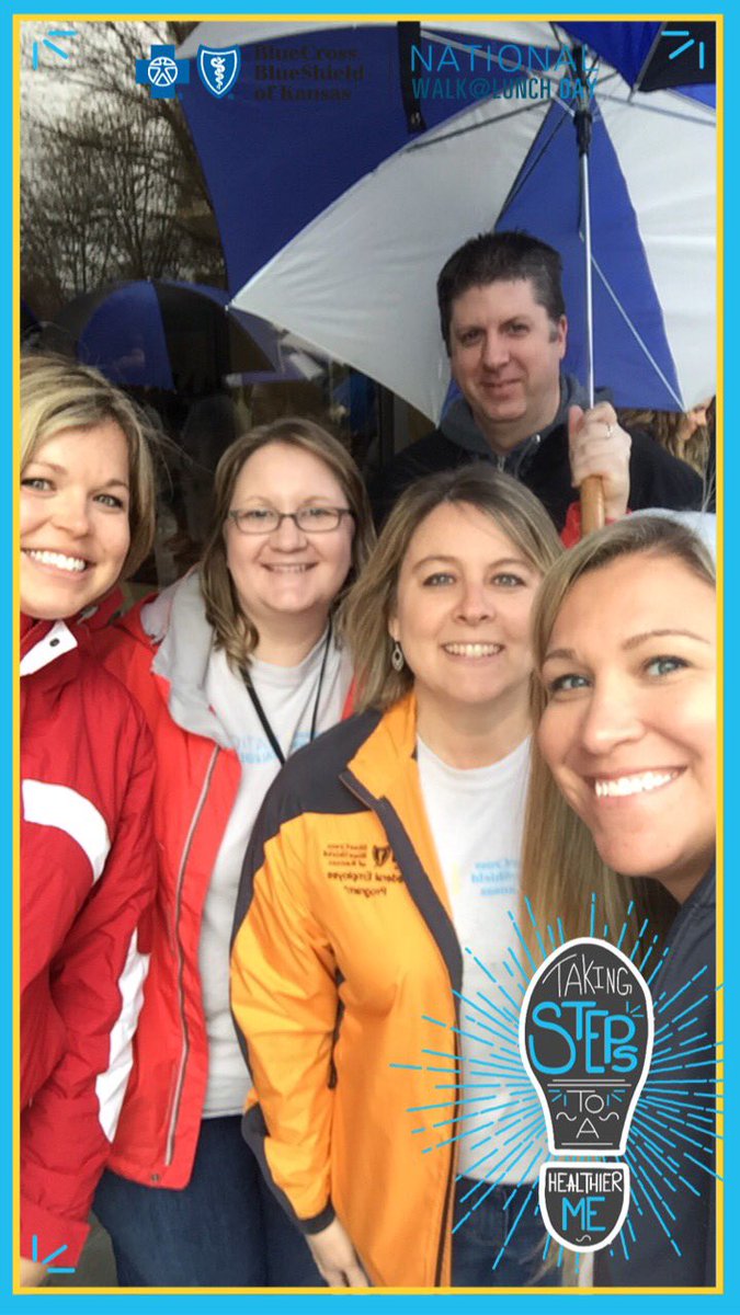 ash_4891's tweet photo. Braving the cold and rainy weather! @BCBSKS #bcbskslife #nwldks https://t.co/H5KpY0EaaF