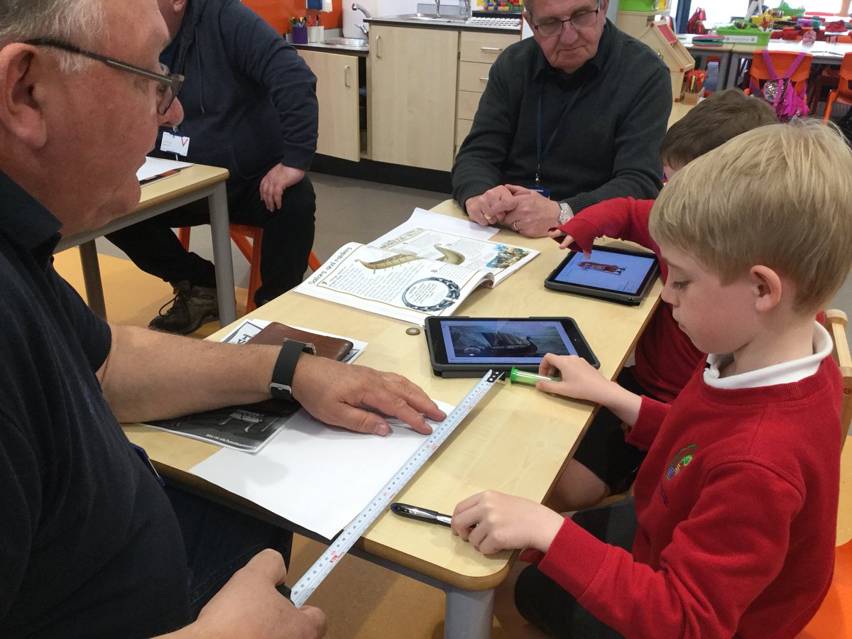 An excellent planning session with our friends <a href="/PortlethenMS/">Portlethen & District Men's Shed</a> this afternoon. Great ideas from the children about design and materials for a model Viking longship and Viking longhouse. #CommunityEngagement