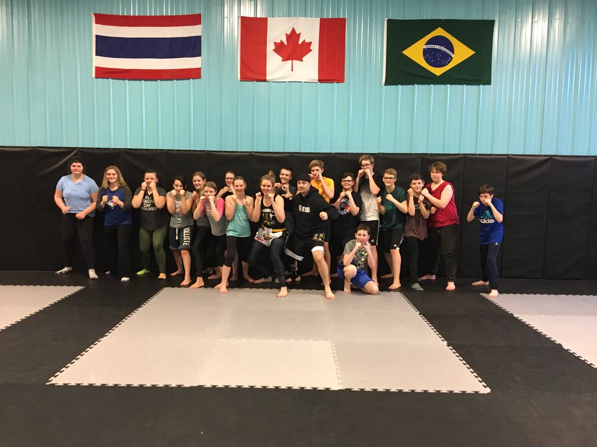 Ms_Elliott5's tweet image. When you get to share your passion with your students.... Kickboxing and wrestling class at Kalsamrit Martial Arts. #feedallfour #active