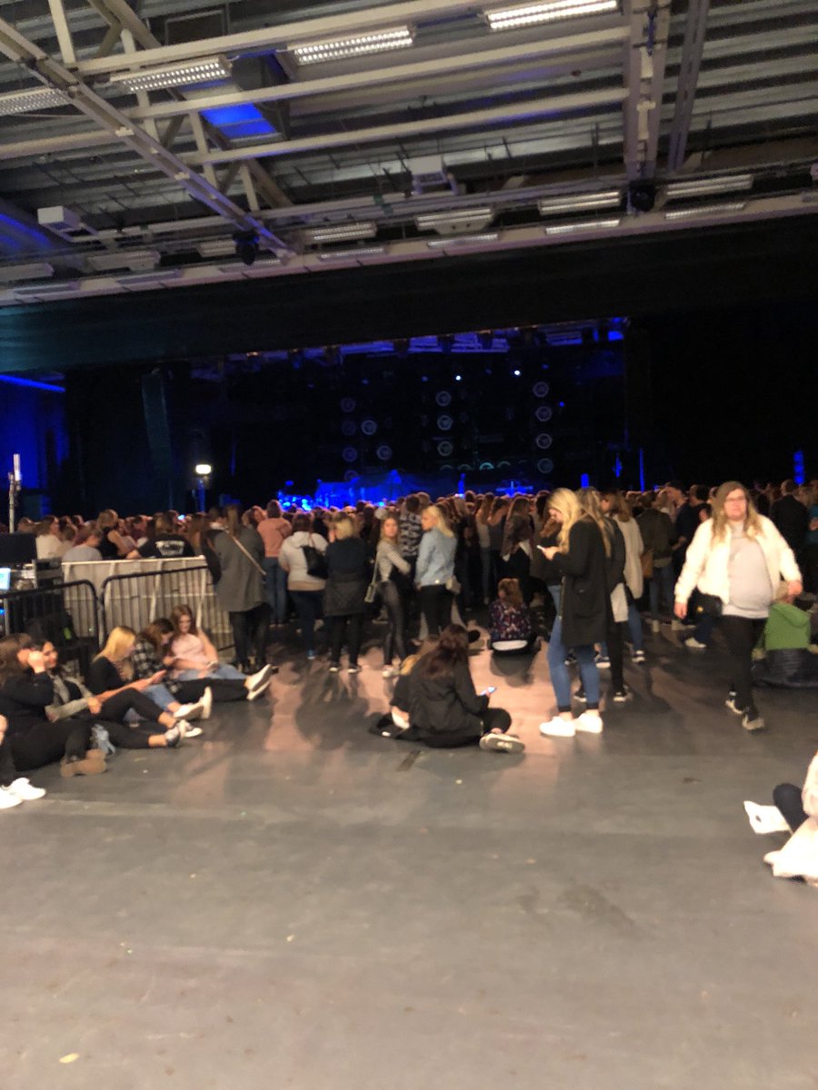 SwedenOTRA's tweet photo. Man lever ju här bak 😏🎉 -c https://t.co/FFYxTRRB9J