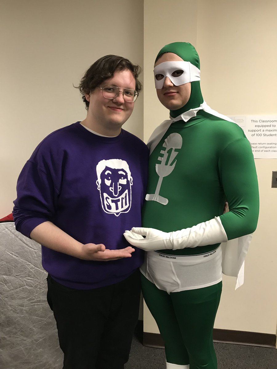 SweatyTooth's tweet photo. Marvel: 'Infinity War is the most ambitious crossover event in history'

Me: https://t.co/fSaIw3iaZI