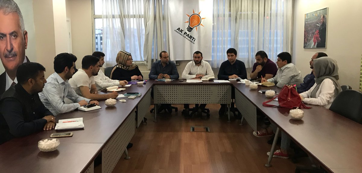 AK Gençlik Güngören (@akgencgungoren) on Twitter photo Başkanımız <a href="/emrahdemrci/">Emrah Demirci</a> başkanlığında Yürütme Kurulu toplantımızı gerçekleştiriyoruz. <a href="/tahaayhan/">Taha AYHAN</a> <a href="/mecertas/">Melih Ecertaş</a> Başkanımız <a href="/emrahdemrci/">Emrah Demirci</a> başkanlığında Yürütme Kurulu toplantımızı gerçekleştiriyoruz. <a href="/tahaayhan/">Taha AYHAN</a> <a href="/mecertas/">Melih Ecertaş</a>
