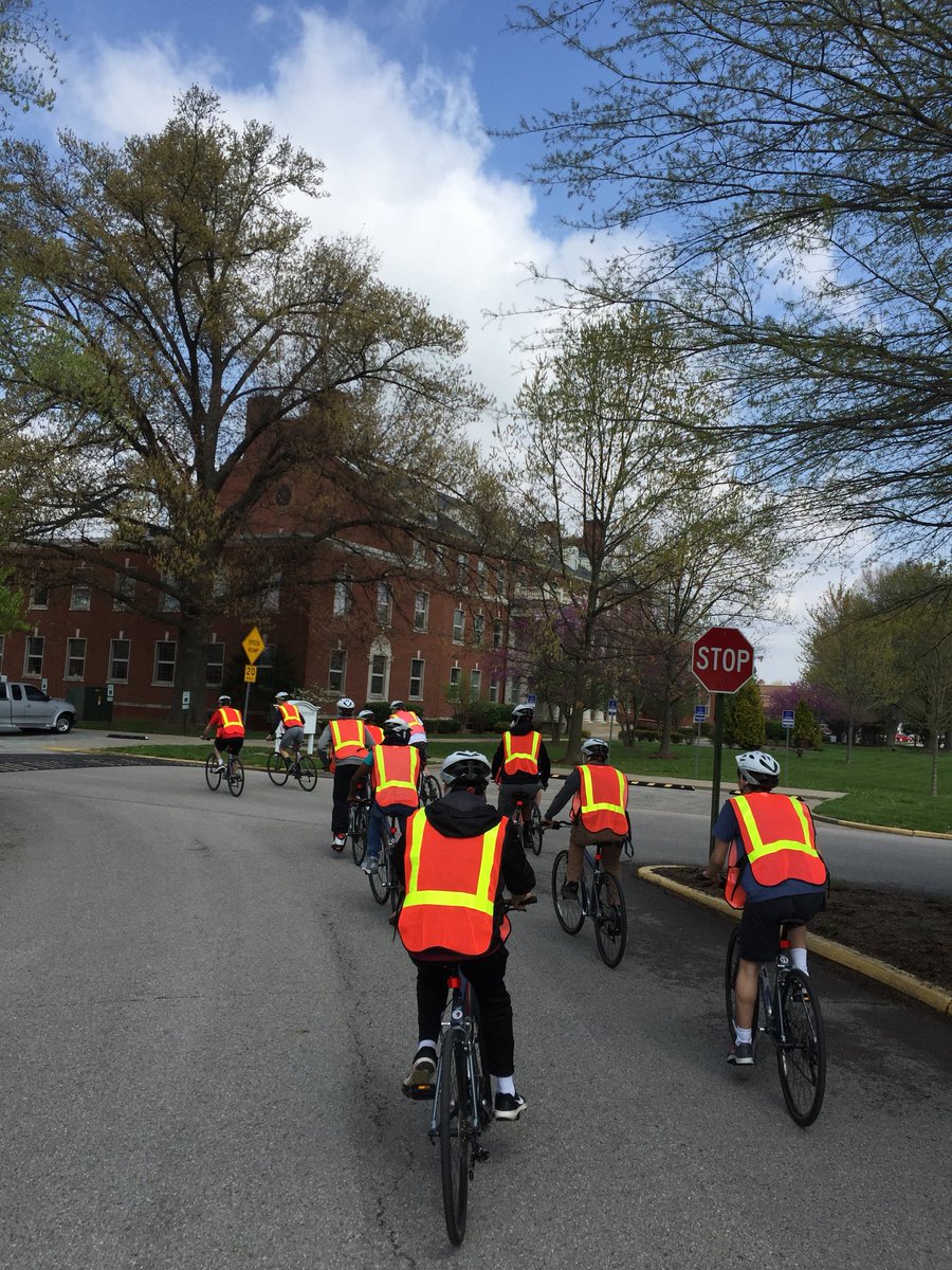 OHSHealthPE's tweet photo. The Spring weather that our cycling class has been looking forward to!!!  GREAT ride around Oboro!  #downtown #NPES #KWC #OMS #Littlewood #lifelongactivity 😍🚴🏻‍♂️👹 https://t.co/Pi1aopwAij