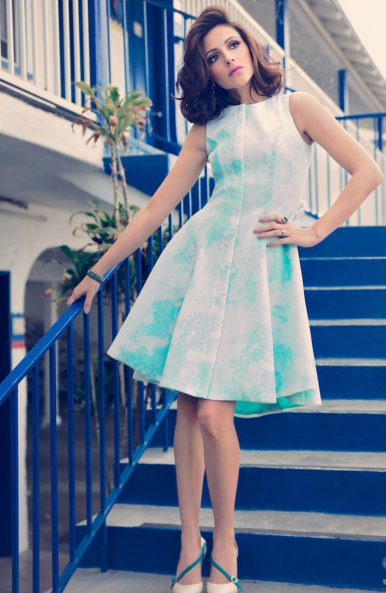 GIRLSOFCAST's tweet image. #DesignatedSurvivor #ChasingLife 
Italia Ricci 😍