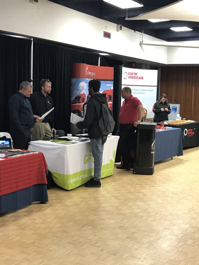 NAITtrades's tweet photo. Happening now in #NAIT Fresh Express on Main Campus: Job Fair for industrial heavy equipment technicians.

Find full-time and summer employment with companies like @CaronTransport, @aspentrailers, @epirocgroup, @Liebherr, @NACGCareers and more!

We’re here until 1:00pm today https://t.co/NgBrBDeJAp