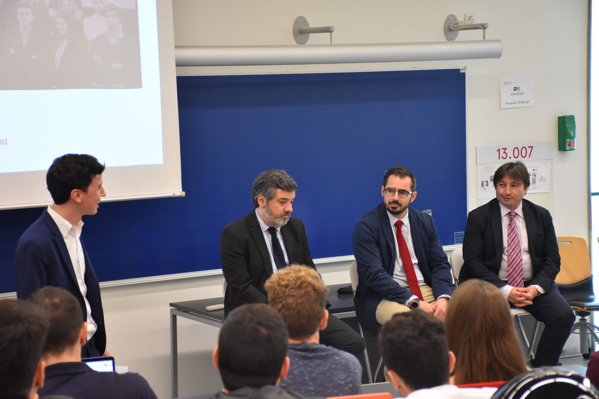 LigadeBolsa's tweet photo. Resumen parte 1 Conferencia "Gestionando nuestro dinero" @PompeuInvClub @joanld973 @UPFBarcelona @lizan_One2Quant @jcarostock @gpmbroker y @Kai_Torrella #Gesinter https://t.co/6tKfUDOuNt