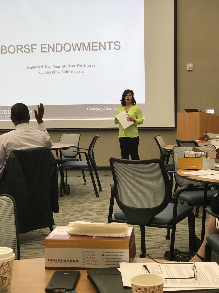 ctpayton's tweet image. Great joint meeting of #PR &amp;amp; #Advancement pros from colleges across @golctcs  @LCTCSpresident @LanaFontenot #SharingBestPractices #MeetingoftheMinds