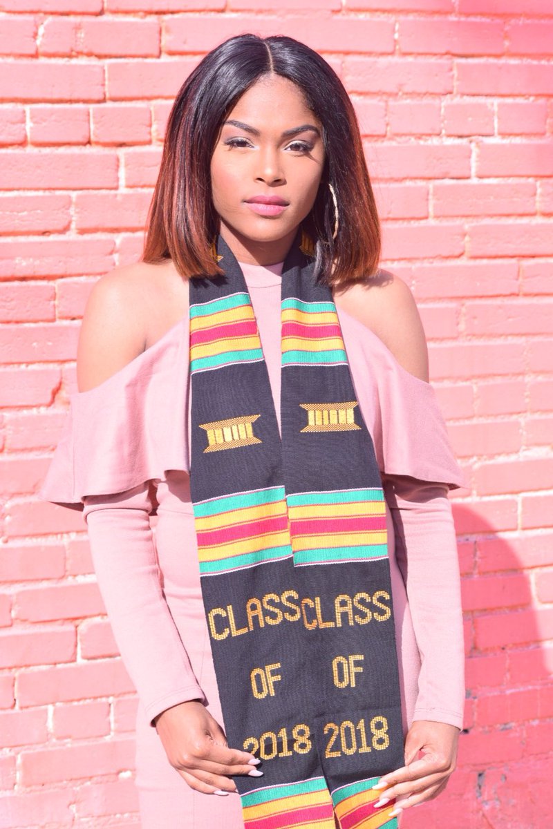 Chassyyy_'s tweet photo. Commit to the LORD whatever you do, and he will establish your plans.
Proverbs 16:3
 
First in the fam to do it! 
🗣GOD I LOVE YOU AND THANK YOU. WITHOUT YOU I AM NOTHING, WITH YOU I AM SOMETHING! 🤞🏽🙏🏽. May 11, 2018 at 1pm I’ll be receiving my BBA degree 💓 #gradszn #CEOWAY https://t.co/KaYIANuxca