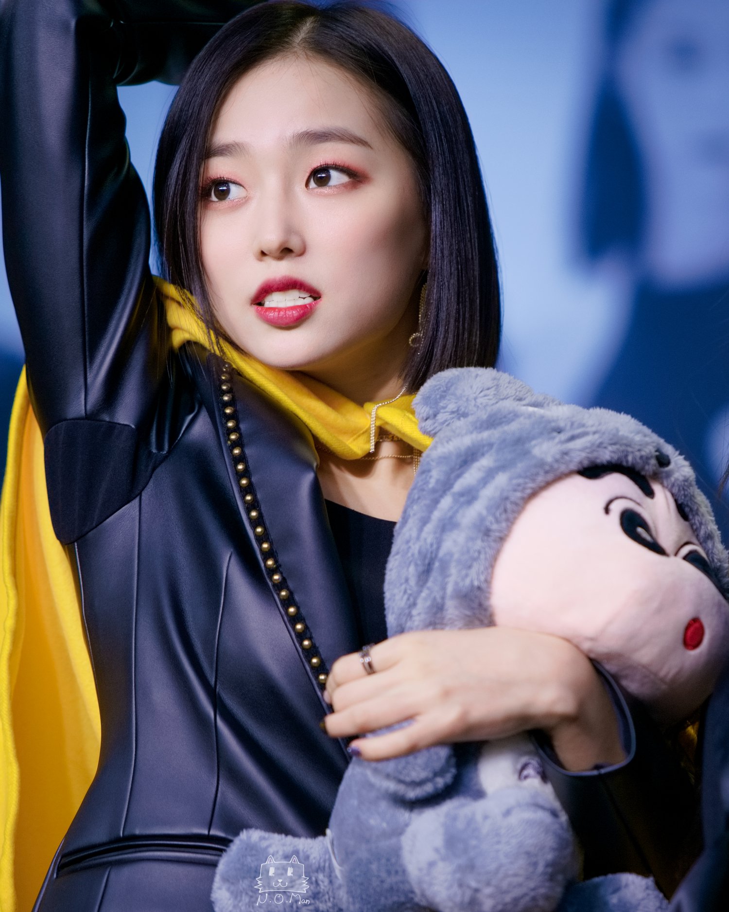 DbpPevzU8AEB5cU.jpg:orig