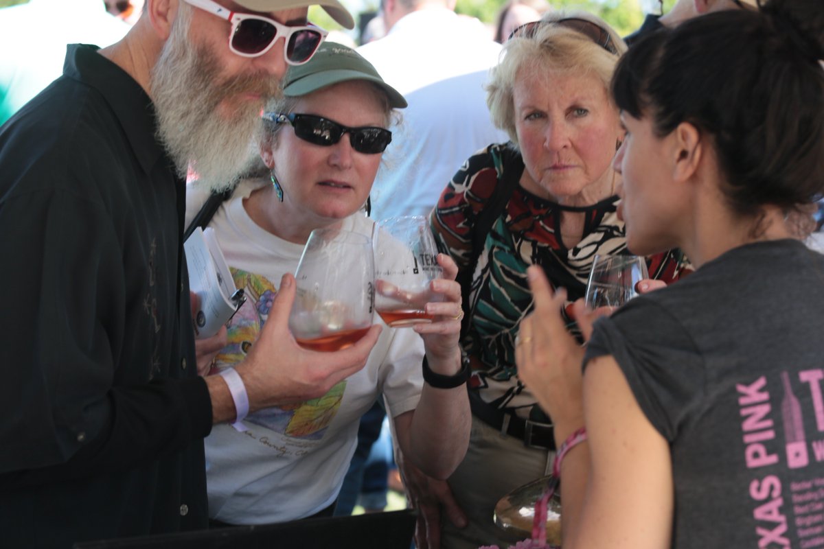 TX Wine Revolution tweet media