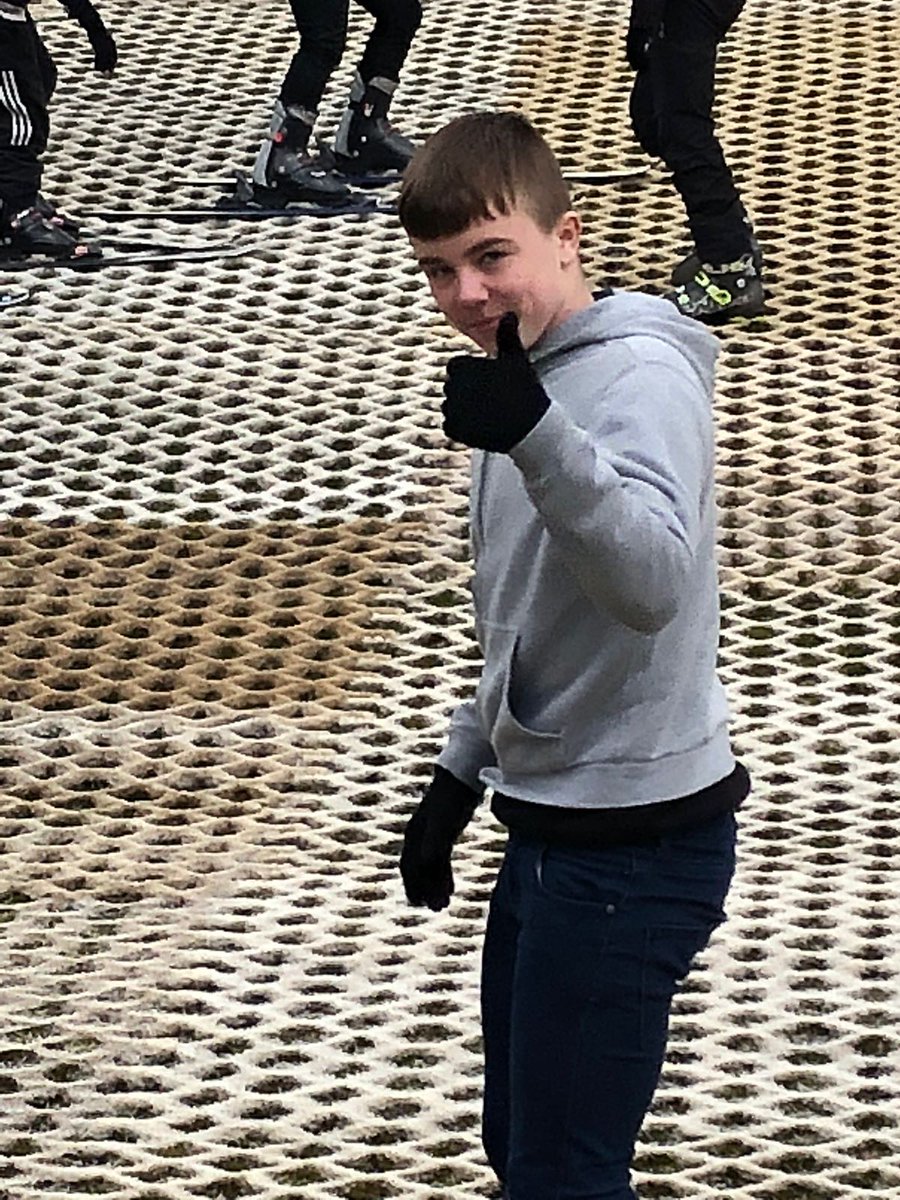 EdgeNorthfield's tweet image. We have made radical changes to our Key Stage 3 curriculum in recent months: skiing @AckersAdventure was the latest innovation today! #shapingfutures #apfree