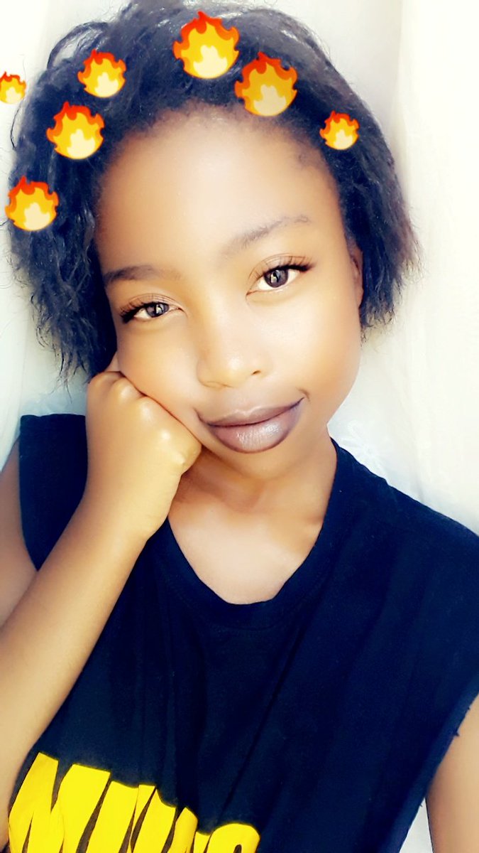 LeratoMasilela4's tweet photo. #PleaseRateMyPic and DM me plz⭐😁😉🌟⚡⭐🌙🔥🌞 https://t.co/Hb7S5LVzBo