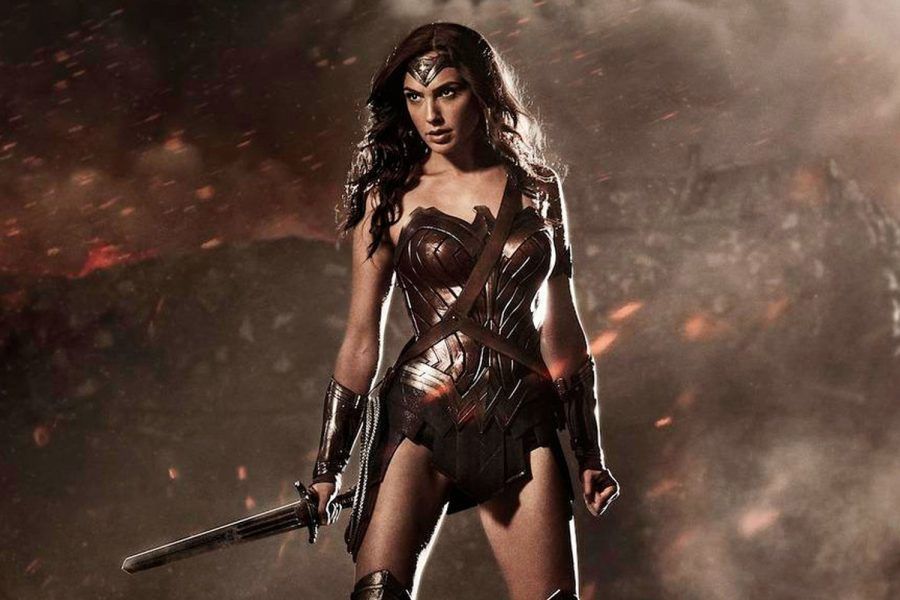 bantmagazine's tweet photo. Wonder Woman’dan 50 yıllık bir atlayış geliyor. #wonderwomanII #dccomics #galgadot #pettyjenkins https://t.co/ks2VxE4R5D https://t.co/O05QzEAe4U