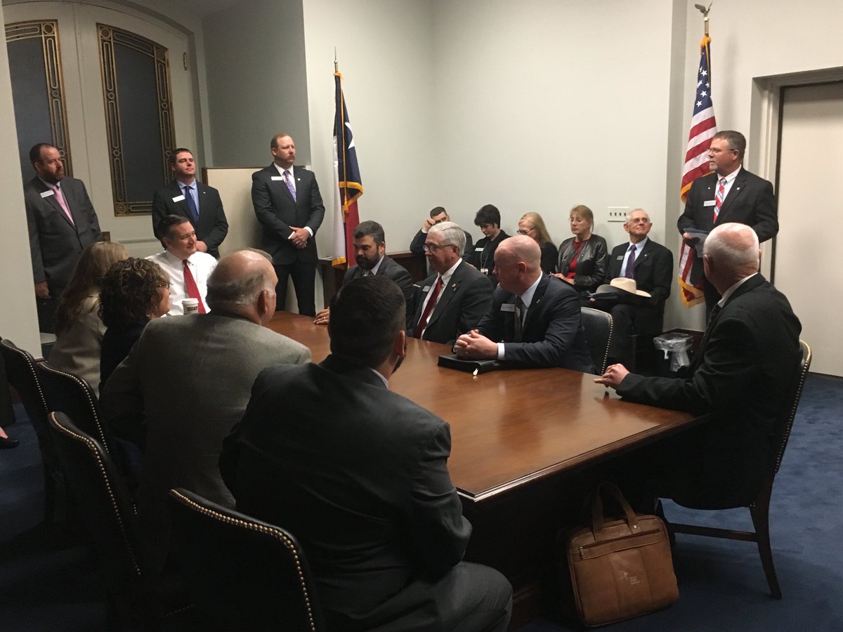 SenTedCruz's tweet photo. Glad to meet with @TexasFarmBureau’s AgLead and FarmLead members this morning! Together, we discussed the important role our Texas farmers contribute both to the economy and to Texas’ agricultural communities. https://t.co/yYigEbOyb6