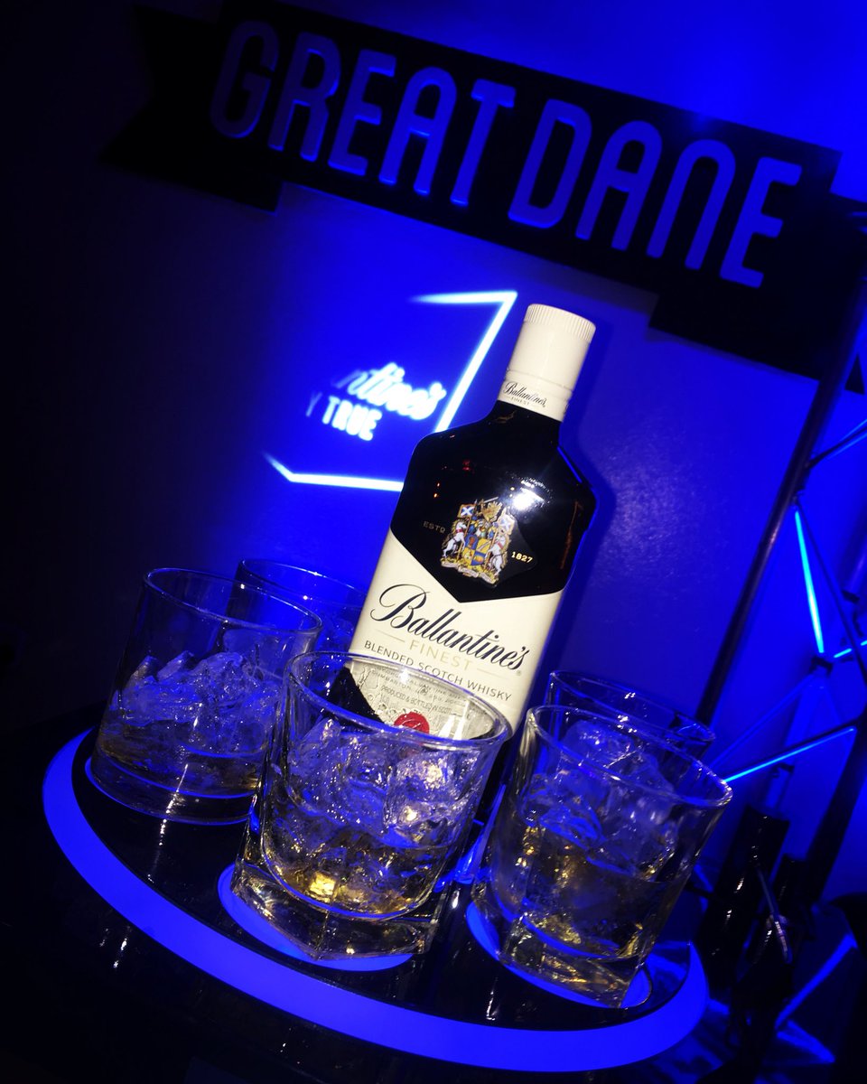 Likers_2Do's tweet photo. @ballantinessa partnered with @KidFonque, @DaevMartian and African Ginger for round two of #StayTrueLabs and as usual we are here to witness the magic #whisky #music #sessions #ballantines https://t.co/vFcuuPf41b