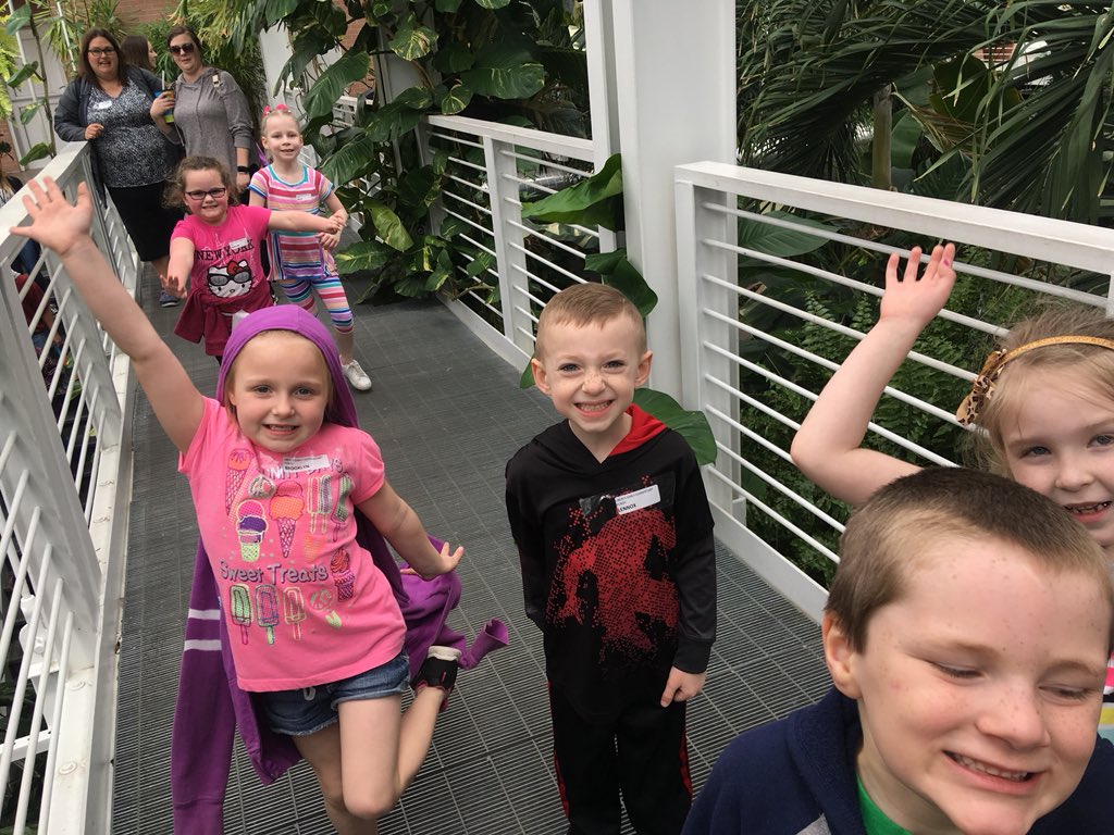 GabriellePurdy1's tweet photo. We had a blast at the zoo today!! @indyprincipal #DecaturProud #LibertyHawks https://t.co/3geKx93a4Z