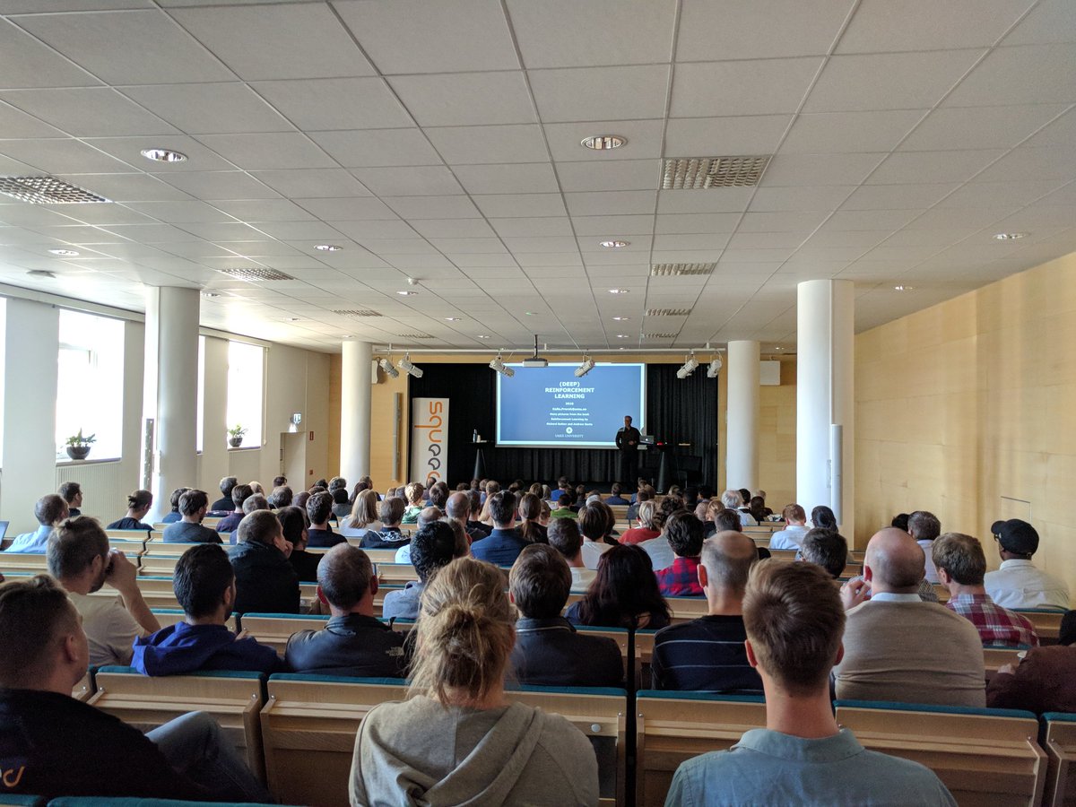 gotoOla's tweet image. #javaforum #jug gbg tonight with a really good mix! @Speedment ORM, AI/ML and a bit of history about competence and arranging meetups before meetup