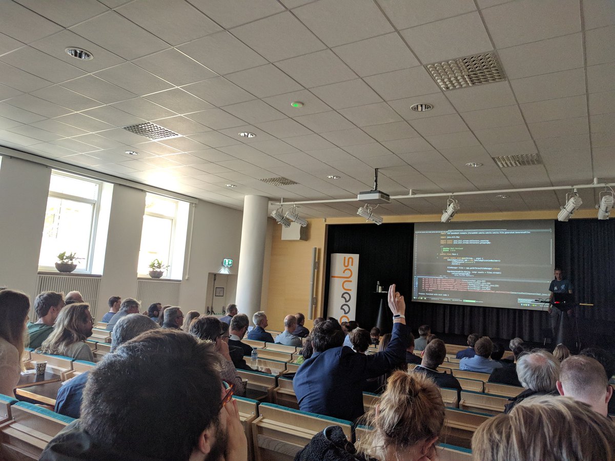gotoOla's tweet image. #javaforum #jug gbg tonight with a really good mix! @Speedment ORM, AI/ML and a bit of history about competence and arranging meetups before meetup
