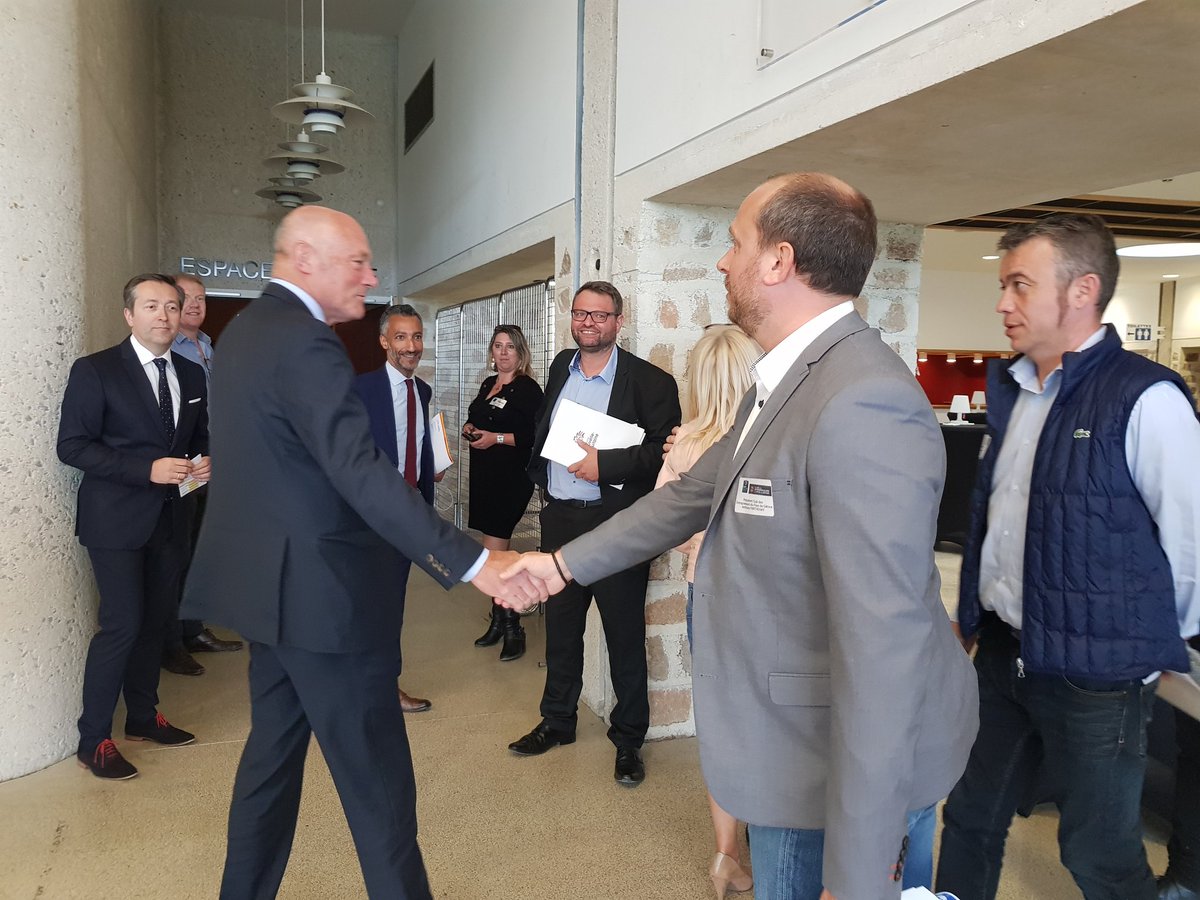 [Région] Le président de <a href="/NvelleAquitaine/">Nouvelle-Aquitaine</a> <a href="/al_rousset/">Alain Rousset</a> termine sa visite du #Nord #DeuxSevres par une rencontre avec les entreprises du territoire à #Bocapôle <a href="/Club_Ent_Gatine/">Entrepreneurs Gâtine</a>