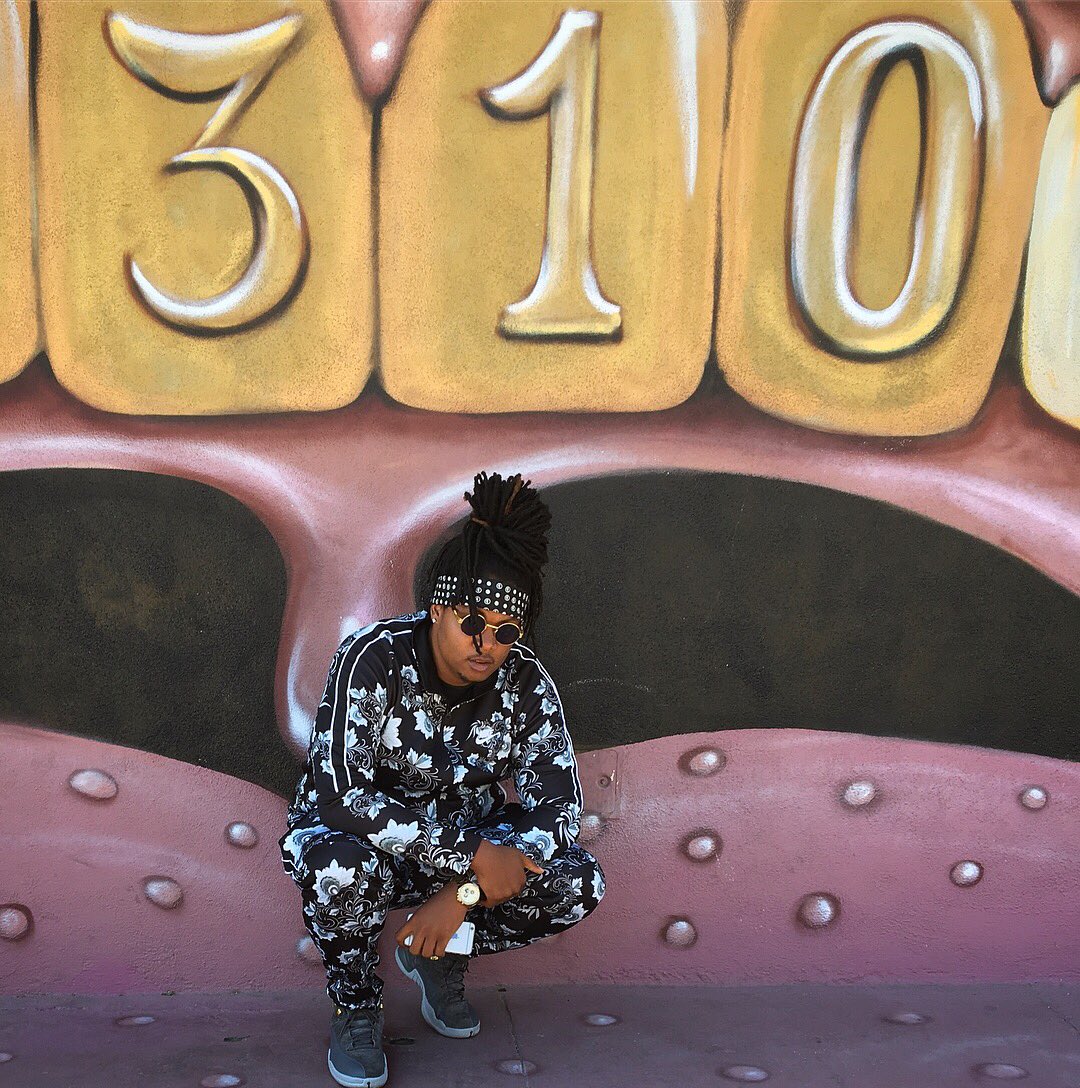 JoviDieRich's tweet image. Whole Lotta RAD 💩 !
#GetFMLR #RADtalk 😎