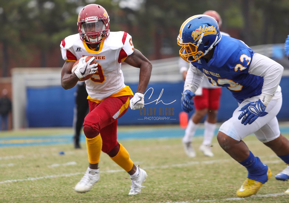 goldengroupweb3's tweet photo. #SportsPhotography #Athletics #Football #Tuskegee #ColbyHicksProductions #ColbyHicksPhotography @TuskegeeUniv @MyTUAthletics @FVSUATHLETICS #NCAA https://t.co/NUs0k94dBf