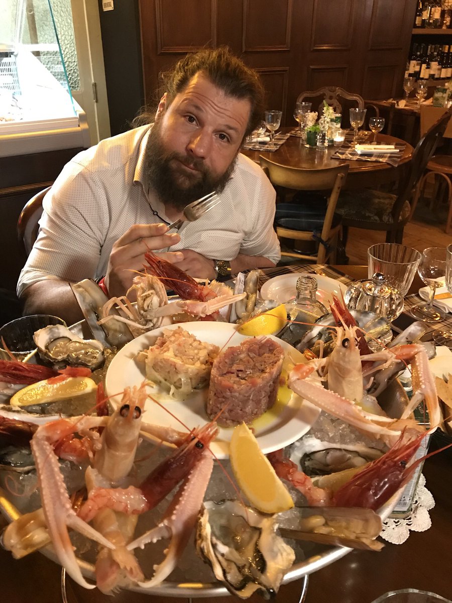 castrito81's tweet photo. ๐ค non riesco a decidere...da dove si inizia??!!!
๐ ๐ด๐ค #OsteriaDelMare https://t.co/g0A7nvZRe0