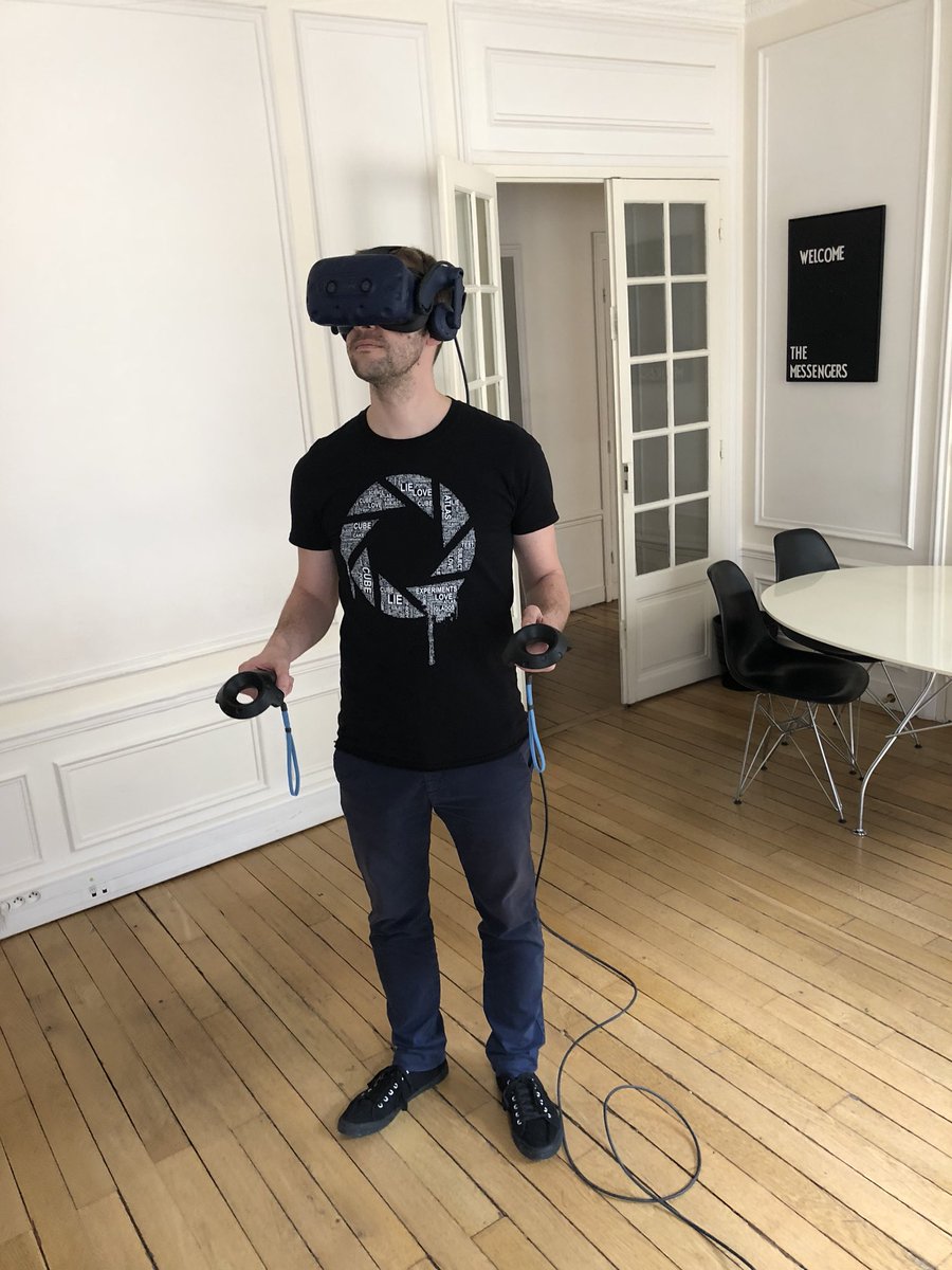Legolas's tweet image. Essai du VIVE PRO ! Je commence avec du Portal évidemment ^^ #HTCVIVEPRO