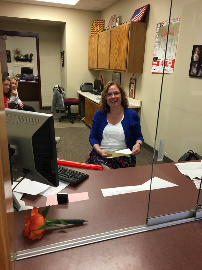 MrsKKidd's tweet photo. Administrative Assistants Day! We have the BEST at Minico! Thanks for all you do! #sd331 https://t.co/4Jzz795YQC