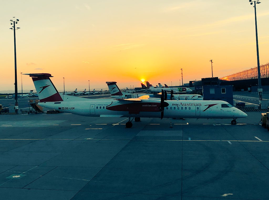 jheinen02's tweet photo. Good Bye and see you soon Vienna. After two great #tableau workshop days including #tableauprep #woodmark started a new data journey with our customer. Thanks Data People! https://t.co/Ivbe23QLqe