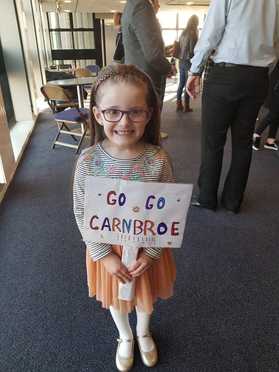 vonnieF2906's tweet photo. @CarnbroePS Grace showing her support #DanceFinals https://t.co/XqIXEJn6lQ