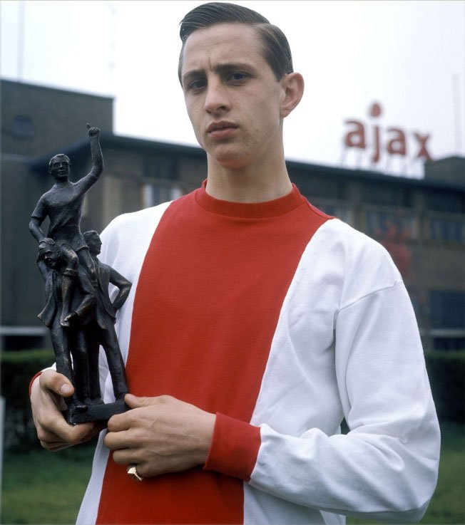 Happy birthday Johan Cruyff(born 25.4.1947)
Legends never die! 