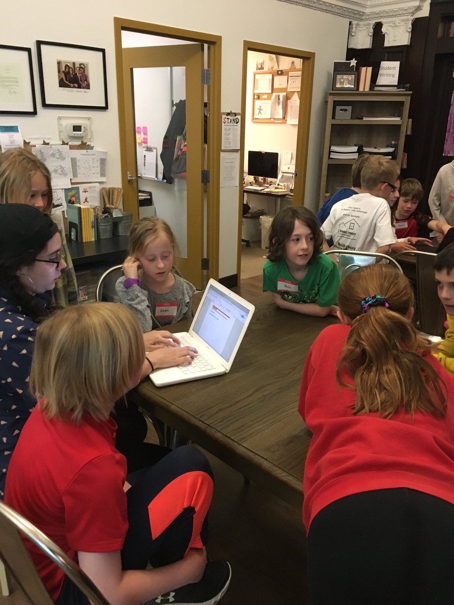 4th graders got creative as they wrote “choose your own adventure” stories. Thanks <a href="/826dc/">826DC</a>! <a href="/GlebeAPS/">Glebe Elementary APS</a> @APSGifted